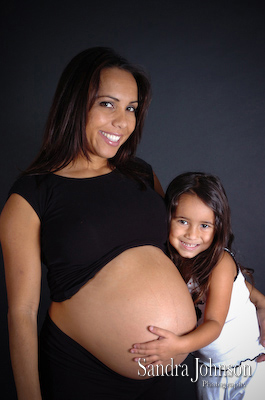 Best Maternity Portraits by Sandra Johnson - Sandra Johnson (SJFoto.com)